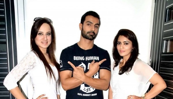 Ashmit Patel Wearing Being Human T – Shirt