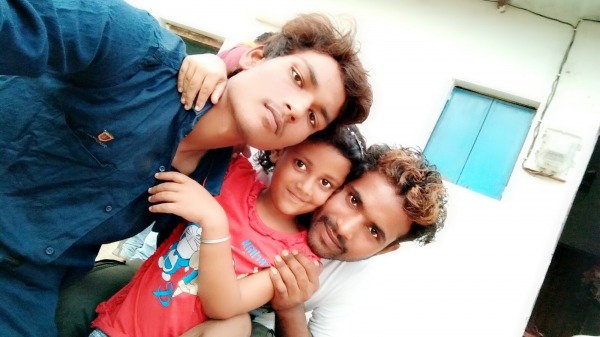 Faizul khan With Friends