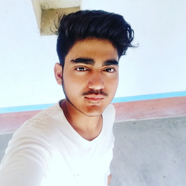 Abhishek Pandey Taking Selfie Desicomments Com