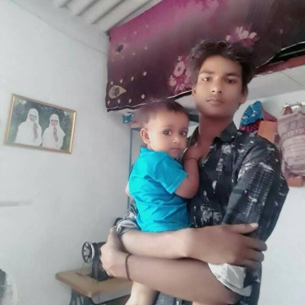 Maix Ali Khan With little Child