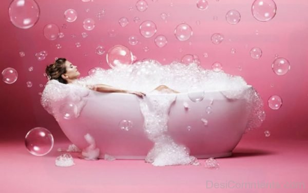 Stunning Pic Of Bubble Bath Day