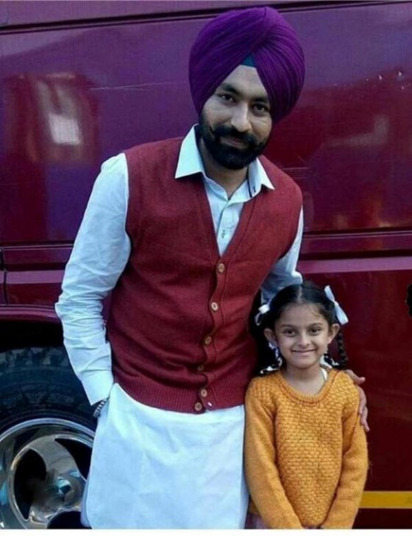 Tarsem Jassar With Cute Girl