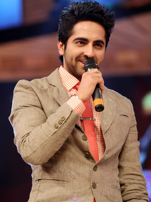 Ayushmann Khurrana On Mike