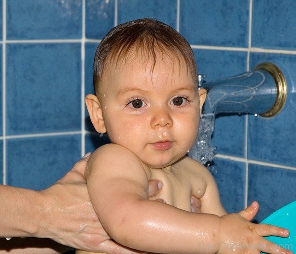 Baby Bathing Image