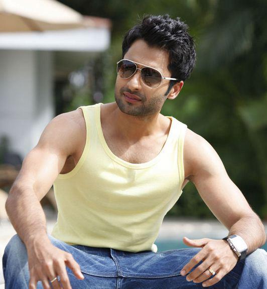 Jackky Bhagnani Wearing Sunglasses