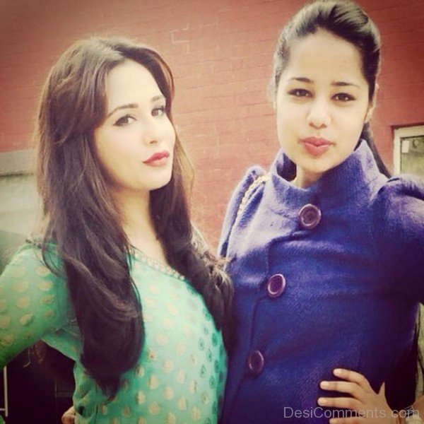 Mandy Takhar With Prakriti Malhotra