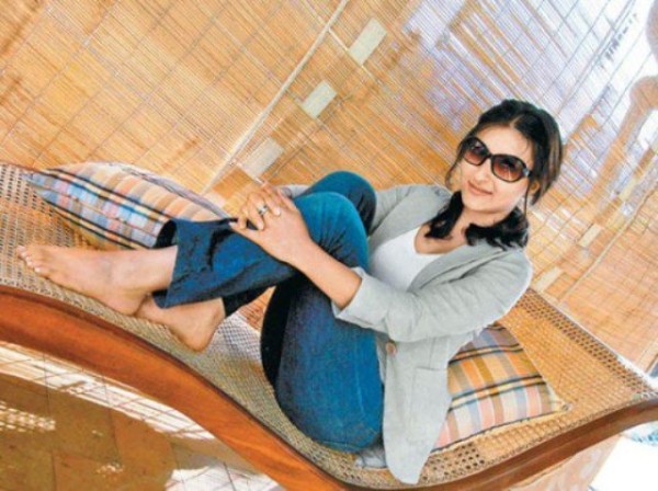 Soha Ali Khan Wearing Sunglasses