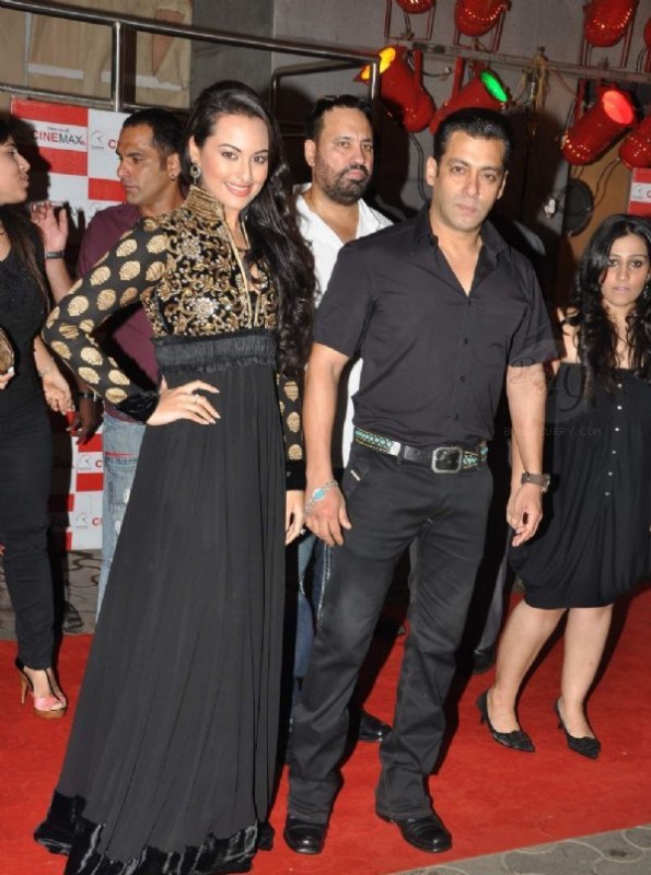 Sonakshi Sinha With Salmaan Khan