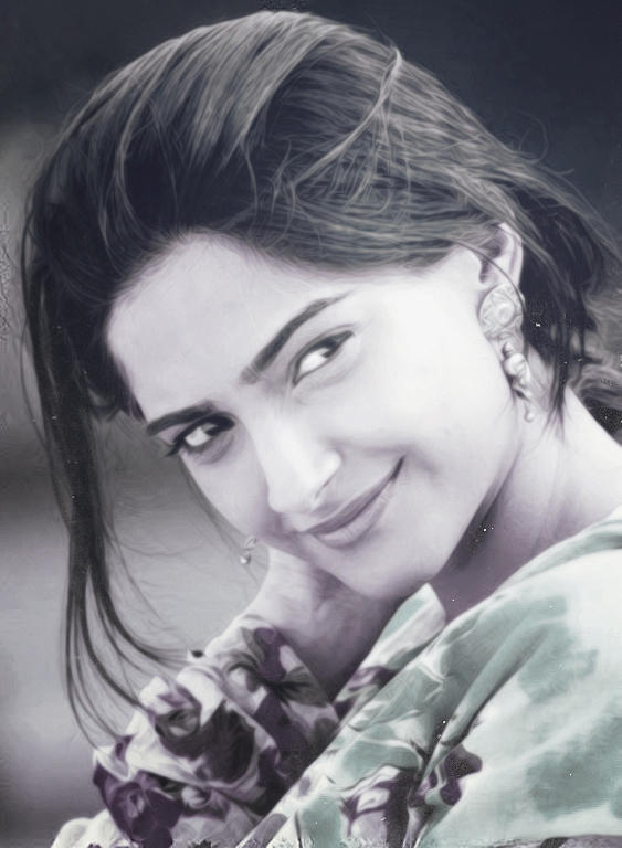 Sonam Kapoor-Cute Smile