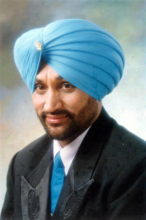 Famous Singer-Surjit Bindrakhia